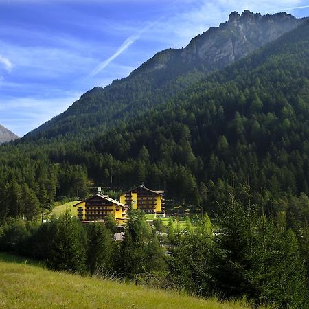 Hotel Shandranj Tesero Exterior foto